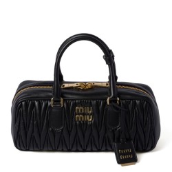 Replica Perfetta Borsa Miu Miu Arcadie Matelasse Nappa Nera Imitazioni Outlet Italia