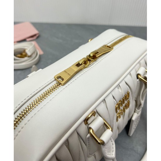 Premium Replica Borsa Miu Miu Arcadie Matelasse Nappa Crema False Online Replica Perfetta Borsa Miu Miu Arcadie Matelasse Nappa Crema Imitazioni Outlet Italia