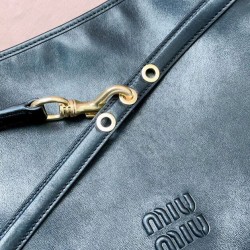Replica Perfetta Borsa a tracolla Miumiu Adventure Nappa 5BC181 Nero Imitazioni Outlet Italia