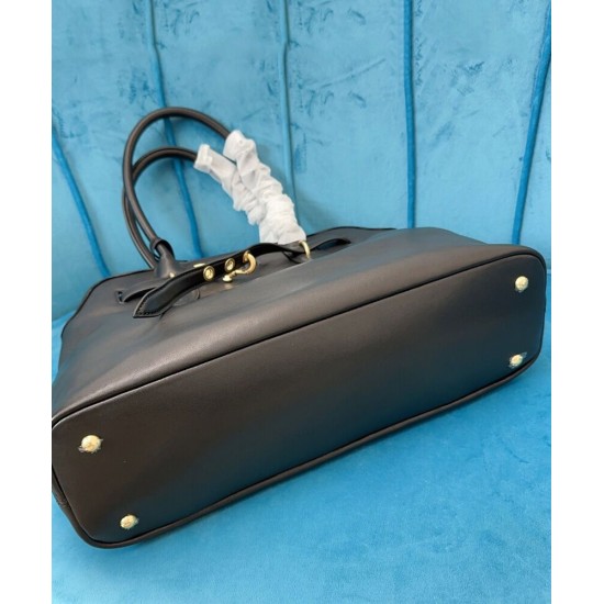 Premium Replica Borsa tote Miu Miu Adventure nappa 5BG291 Nero False Online Replica Perfetta Borsa tote Miu Miu Adventure nappa 5BG291 Nero Imitazioni Outlet Italia