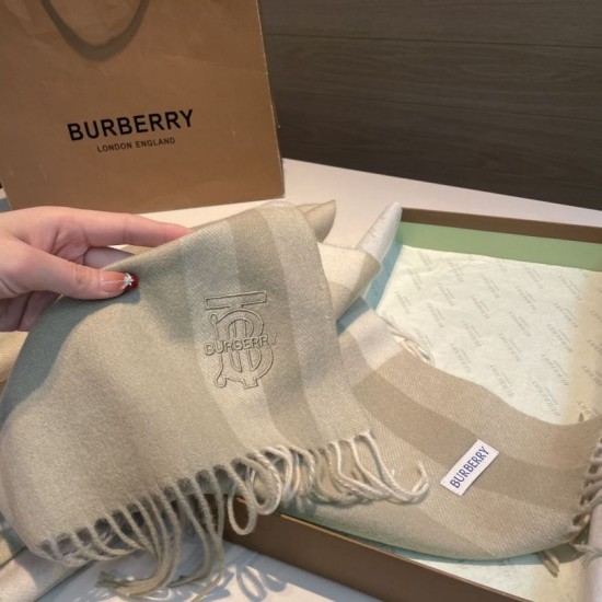 Premio Replica Sciarpa Burberry Check Classical cashmere 30 x 200 beige chiaro Imitazioni False Online