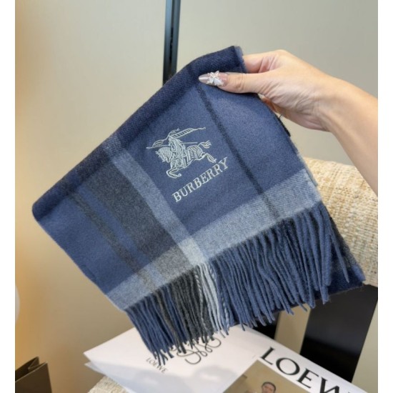Replica Sciarpa Burberry Check Classical cashmere 30 x 180 Blu Outlet Per Uomo e Donna Premio Replica Sciarpa Burberry Check Classical cashmere 30 x 180 Blu Imitazioni False Online