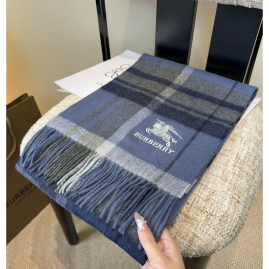 Replica Sciarpa Burberry Check Classical cashmere 30 x 180 Blu Outlet Per Uomo e Donna Premio Replica Sciarpa Burberry Check Classical cashmere 30 x 180 Blu Imitazioni False Online