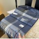 Replica Sciarpa Burberry Check Classical cashmere 30 x 180 Blu Outlet Per Uomo e Donna Premio Replica Sciarpa Burberry Check Classical cashmere 30 x 180 Blu Imitazioni False Online