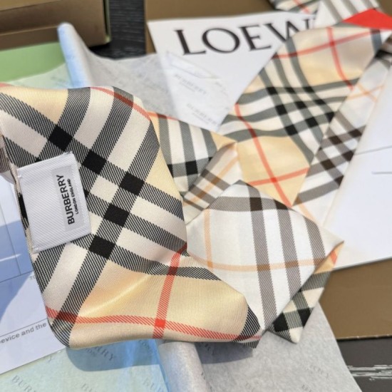 Premio Replica Sciarpa in seta con motivo a quadri Vintage Check Burberry 8 x 180 Beige Imitazioni False Online