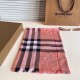 Premio Replica Sciarpa Burberry Check Classical cashmere Rosa 70 x 200 Imitazioni False Online