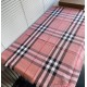 Premio Replica Sciarpa Burberry Check Classical cashmere Rosa 70 x 200 Imitazioni False Online