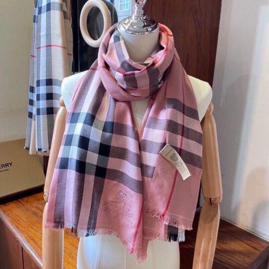 Premio Replica Sciarpa Burberry Check Classical cashmere Rosa 70 x 200 Imitazioni False Online