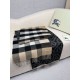 Premio Replica Sciarpa reversibile TB cashmere/lana con motivo a quadri Burberry 30 x 180 Nero/marrone Imitazioni False Online