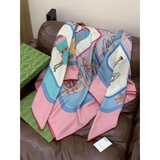 Premio Replica Scialle reversibile Gucci velluto con stampa cavalli 140 Rosa Imitazioni False Online