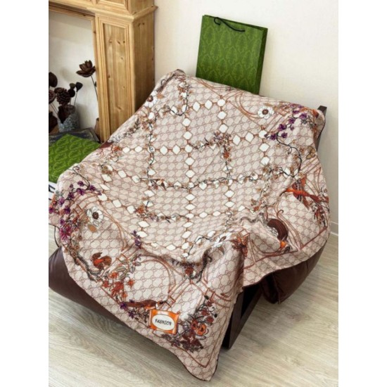 Premio Replica Fazzoletto Sciarpa Gucci seta e cashmere con stampa animalier/floreale 140 02 Imitazioni False Online