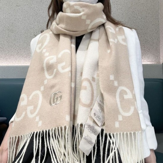 Replica Sciarpa reversibile Gucci GG cashmere Rosa 50 x 190 Outlet Per Uomo e Donna Premio Replica Sciarpa reversibile Gucci GG cashmere Rosa 50 x 190 Imitazioni False Online