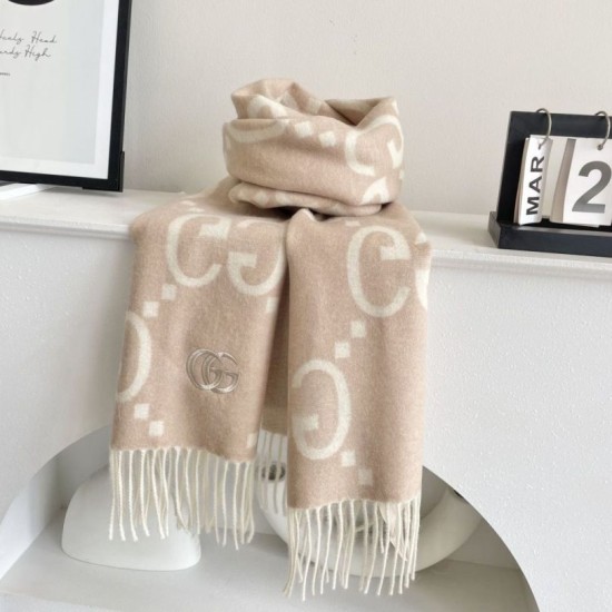 Replica Sciarpa reversibile Gucci GG cashmere Rosa 50 x 190 Outlet Per Uomo e Donna Premio Replica Sciarpa reversibile Gucci GG cashmere Rosa 50 x 190 Imitazioni False Online