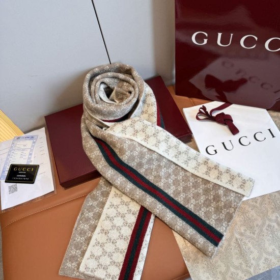 Premio Replica Scialle reversibile seta e lana Gucci con motivo a sella da equitazione 140 Nero Imitazioni False Online