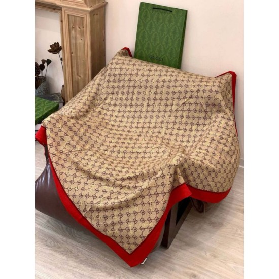 Replica Scialle reversibile Gucci in seta e cashmere con motivo GG 135 albicocca Outlet Per Uomo e Donna Premio Replica Scialle reversibile Gucci in seta e cashmere con motivo GG 135 albicocca Imitazioni False Online