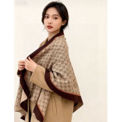 Premio Replica Scialle reversibile Gucci in seta e cashmere con motivo GG 135 Rosa Imitazioni False Online