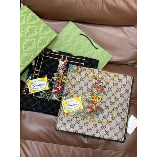Premio Replica Sciarpa Gucci velluto con stampa animalier e floreale 140 02 Imitazioni False Online