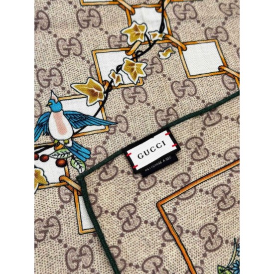 Premio Replica Sciarpa Gucci velluto con stampa animalier e floreale 140 03 Imitazioni False Online