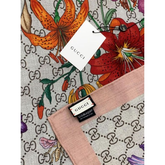 Premio Replica Sciarpa Gucci seta e cashmere Stampa floreale 140 01 Imitazioni False Online