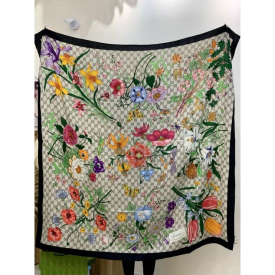 Premio Replica Sciarpa Gucci seta e cashmere Stampa floreale 140 02 Imitazioni False Online