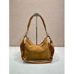 Replica Borsa a tracolla grande Prada Explore scamosciata 1BC264 Marrone False Online Clone Premio Replica Borsa a tracolla grande Prada Explore scamosciata 1BC264 Marrone Imitazioni Outlet Online
