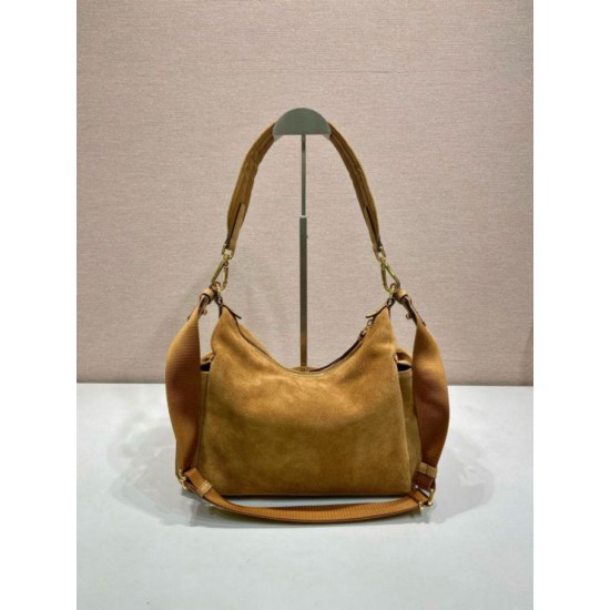 Replica Borsa a tracolla grande Prada Explore scamosciata 1BC264 Marrone False Online Clone Premio Replica Borsa a tracolla grande Prada Explore scamosciata 1BC264 Marrone Imitazioni Outlet Online