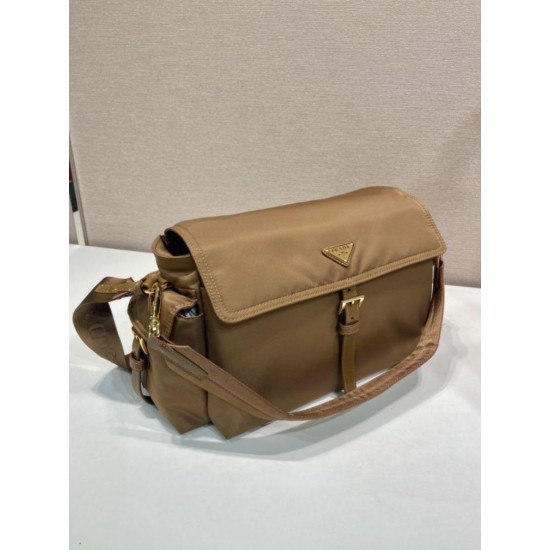 Premio Replica Borsa a spalla grande Prada Explore con patta in nappa 1BD391 Marrone Imitazioni Outlet Online