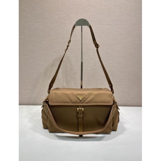 Premio Replica Borsa a spalla grande Prada Explore con patta in nappa 1BD391 Marrone Imitazioni Outlet Online
