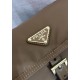 Premio Replica Borsa a spalla grande Prada Explore con patta in nappa 1BD391 Marrone Imitazioni Outlet Online
