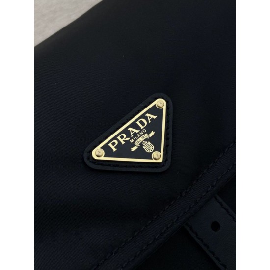 Premio Replica Borsa a spalla grande Prada Explore con patta in nappa 1BD391 Nero Imitazioni Outlet Online