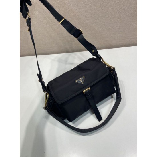 Premio Replica Borsa a spalla Prada Explore Re-Nylon media con patta 1BD394 nero Imitazioni Outlet Online