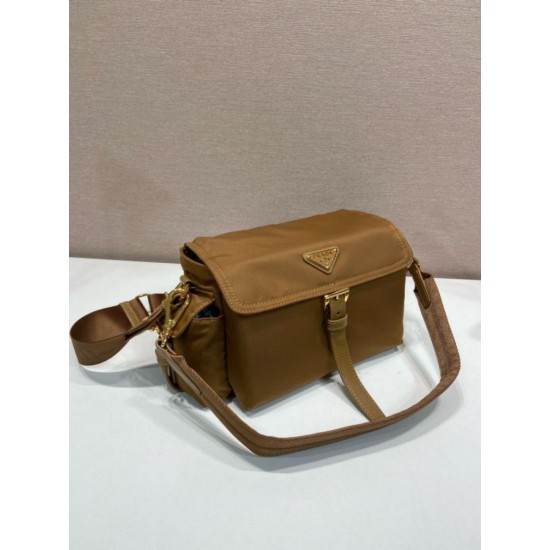 Premio Replica Borsa a spalla Prada Explore Re-Nylon media con patta 1BD394 Marrone Imitazioni Outlet Online