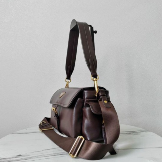 Premio Replica Borsa a spalla media Prada Explore con patta 1BD394 Borgogna Imitazioni Outlet Online