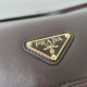 Premio Replica Borsa a spalla media Prada Explore con patta 1BD394 Borgogna Imitazioni Outlet Online