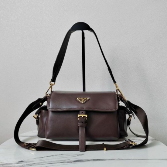 Premio Replica Borsa a spalla media Prada Explore con patta 1BD394 Borgogna Imitazioni Outlet Online