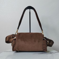 Replica Borsa a tracolla media Prada Explore con patta scamosciata Marrone False Online Clone Premio Replica Borsa a tracolla media Prada Explore con patta scamosciata Marrone Imitazioni Outlet Online