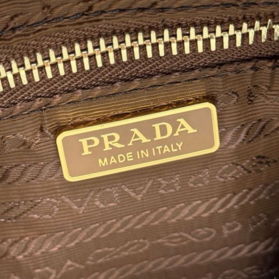 Premio Replica Borsa hobo mini Prada Re-Edition 2005 Re-Nylon Saffiano 1N204M Marrone Imitazioni Outlet Online