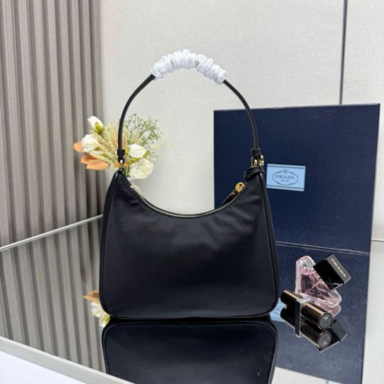 Premio Replica Borsa hobo mini Prada Re-Edition 2005 Re-Nylon Saffiano 1N204M Nero Imitazioni Outlet Online