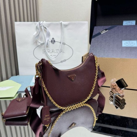 Premio Replica Borsa a mano/borsa hobo Saffiano Prada Re-Edition 2005 Borgogna Imitazioni Outlet Online