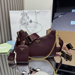 Premio Replica Borsa a mano/borsa hobo Saffiano Prada Re-Edition 2005 Borgogna Imitazioni Outlet Online