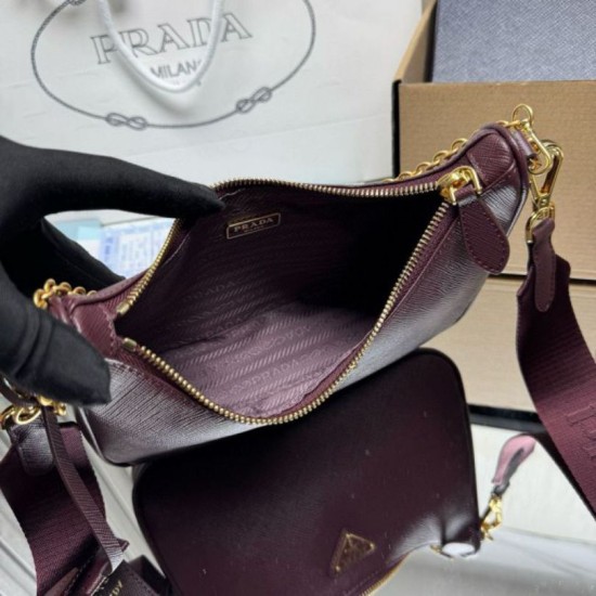 Premio Replica Borsa a mano/borsa hobo Saffiano Prada Re-Edition 2005 Borgogna Imitazioni Outlet Online
