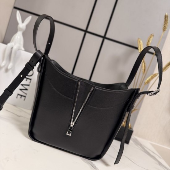 Replica Borsa tote media classica Loewe Hammock Flip Nero Imitazioni Outlet Online Italia