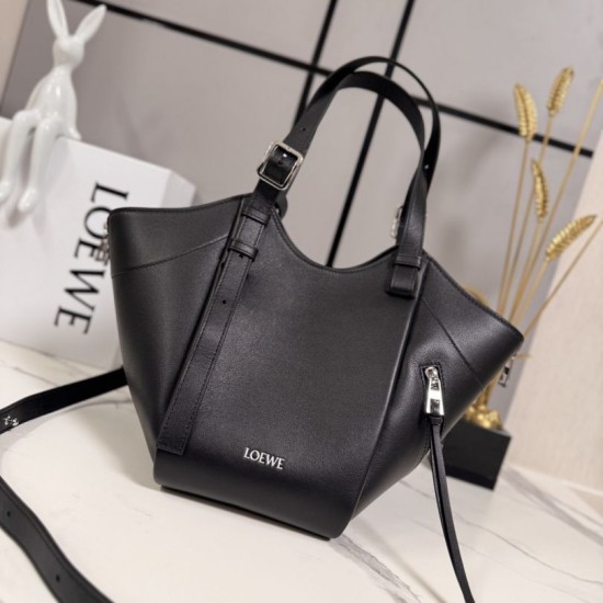 Replica Borsa tote media classica Loewe Hammock Flip Nero Imitazioni Outlet Online Italia