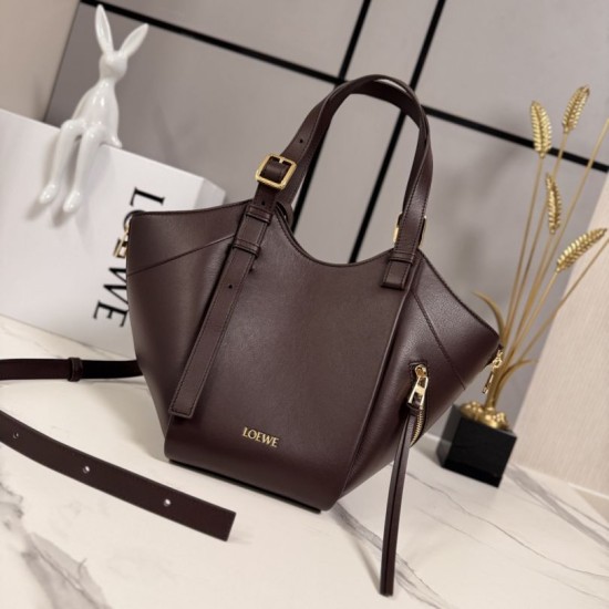 Replica Borsa tote media classica Loewe Hammock Flip Marrone Imitazioni Outlet Online Italia