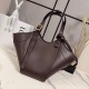 Replica Borsa tote media classica Loewe Hammock Flip Marrone Imitazioni Outlet Online Italia