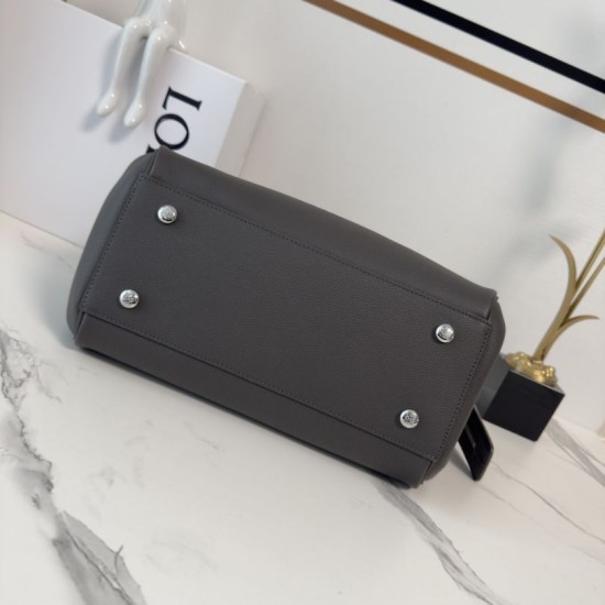 Replica Borsa a mano Loewe Madrid Media Nero Imitazioni Outlet Online Italia