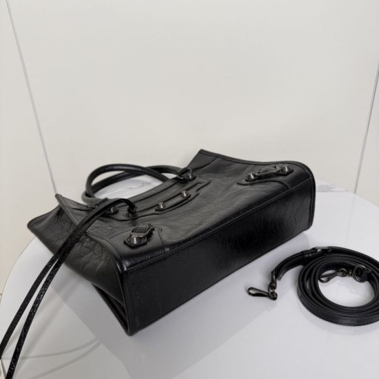 Replica Borsa tote verticale piccola Balenciaga Le City nera False Online Clone Replica Borsa tote verticale piccola Balenciaga Le City nera Imitazioni Outlet Online Italia