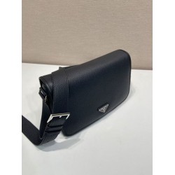Replica Borsa a tracolla strutturata Prada nera Imitazioni Outlet Online Italia
