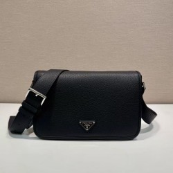 Replica Borsa a tracolla strutturata Prada nera Imitazioni Outlet Online Italia