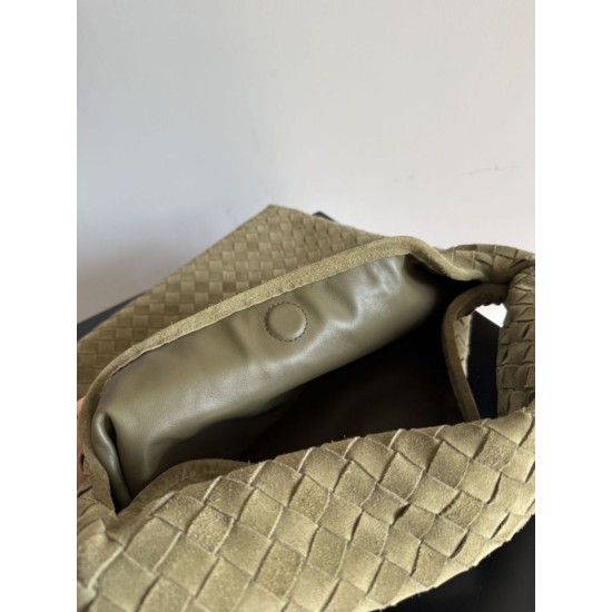 Replica Borsa a tracolla Bottega Veneta Large Hop in camoscio intrecciato verde oliva Imitazioni Outlet Online Italia